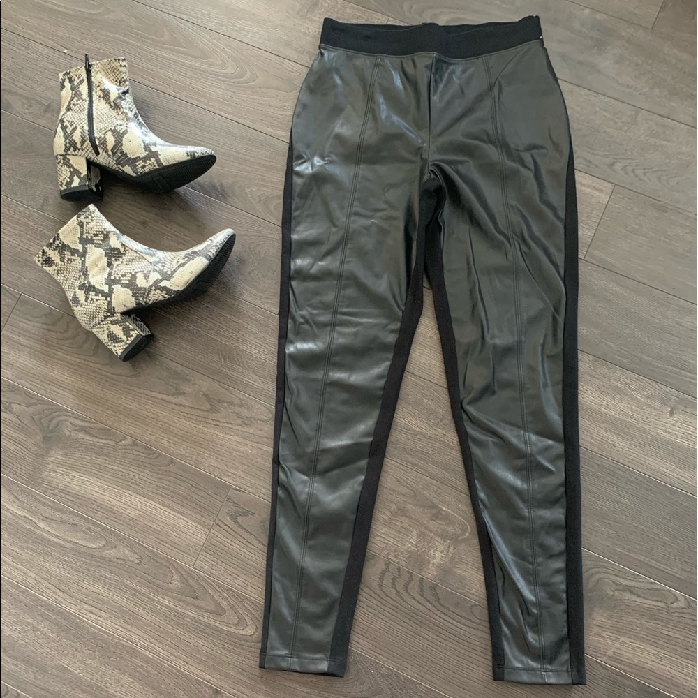 Women’s Rachael Roy Leggings NWOT